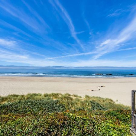Lincoln City Beach Front Vacation Rental Екстер'єр фото