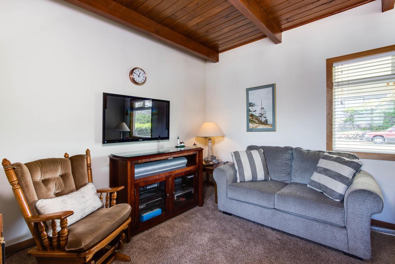 Lincoln City Beach Front Vacation Rental Екстер'єр фото