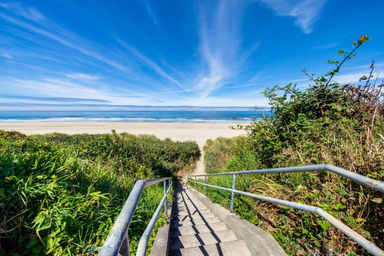 Lincoln City Beach Front Vacation Rental Екстер'єр фото
