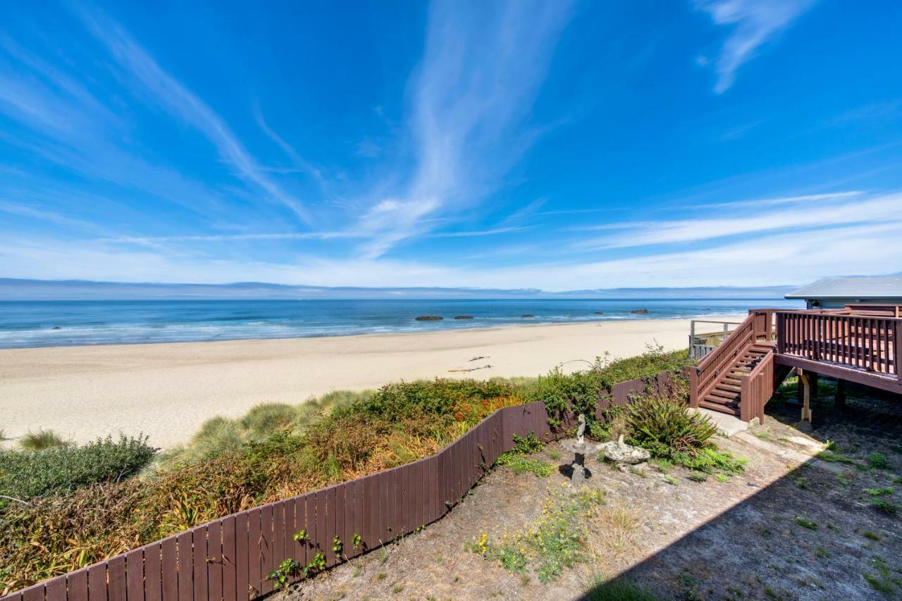 Lincoln City Beach Front Vacation Rental Екстер'єр фото
